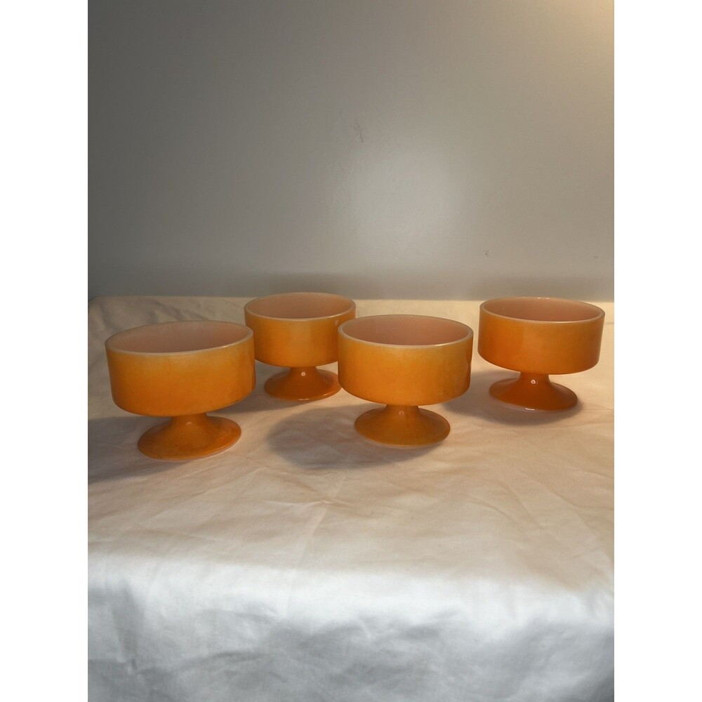 Vintage Lot of 4 Federal Milk Glass Footed Dessert Sherbet Cups